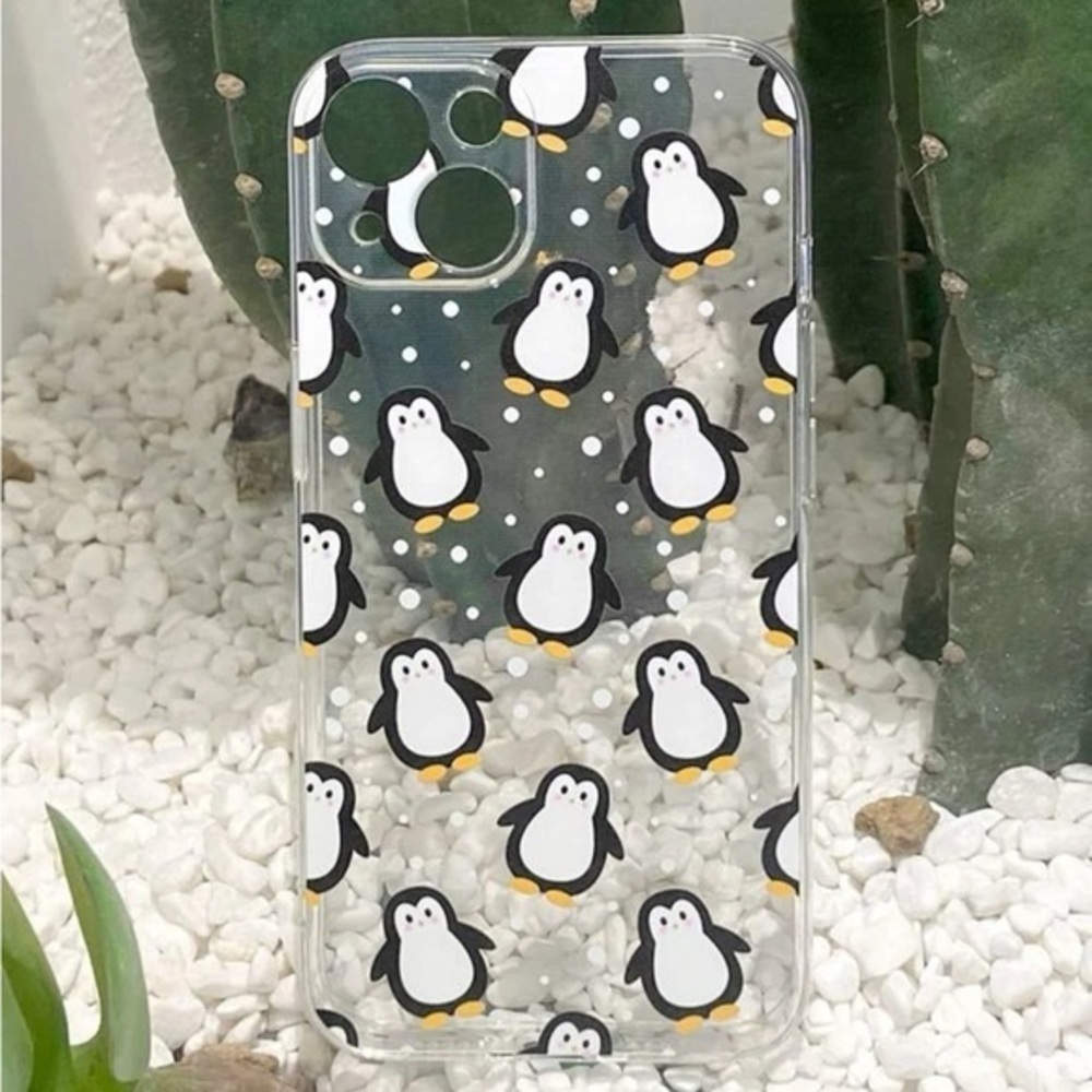 ⚠️Clearance🐧iPhone 12/Pro/Pro Max Penguin Phone Case - Picture 1 of 3